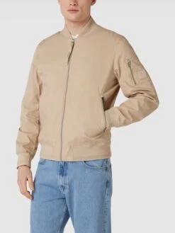 HECHTER PARIS Jacke Mit Label-Details - Sand -Guesi Bekleidung Geschaft 612ksea58d24eia69sr5chhg953j8hq39l132cqj990kmkqiaooksi249h54al9i6kql0j2599938cadap3m6phh64qm4pb368s3ao9kcgsm6e9m6hj30c1g6osj6pj161j62cg