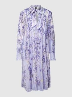 Marc Cain Knielanges Kleid Mit Schluppe - Flieder -Guesi Bekleidung Geschaft 6154olie75756kq194rj4jpj652kgc1k6d9kida189b3ej1o7524ekak6gr48i1k693kijqi90p4me1o8ko38opg60o3co9l6li6aopk64qm6e1i6lij8c9j6cs30p9i61j6ad8