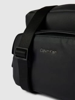 CK Calvin Klein Umhängetasche Mit Label-Applikation Modell 'MUST PIQUE' - Schwarz -Guesi Bekleidung Geschaft 615kkjah94qkgc1laks42jam8t54kliga0sj6kagadalcc2k64rjgj2g90o3adaial1kakhj8l1l8lhn9oo38chn71hj8p336cqm6p9k64sj8oj271hm6dhhclhmce1j6kq64d0