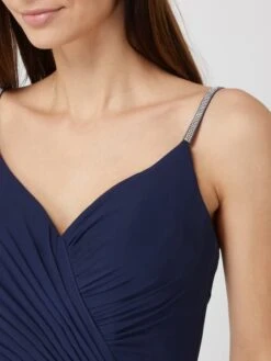 Luxuar Cocktailkleid Mit Strasssteinbesatz - Dunkelblau -Guesi Bekleidung Geschaft 618kgchi8gojah2da0q3cj1o9ss58c2d6d7kqiqha0pl8dho610l4hqf6orjgjim912jaki96t4l0jaj6d3m6c9mc8sjae1p6di32ohk6cs30ohp6kq34o9n75im6dhk65gj4oo