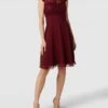 Christian Berg Cocktail Cocktailkleid Mit Häkelspitze-Besatz - Dunkelrot -Guesi Bekleidung Geschaft 64r52ki18pa4mla898ok6dpg8h23ejq96la34hqb74qkmgaca574mjpl8h23eka78l4jiki59l94ijq790o6aeb26sq6cchpc8sm6e1k6lhmco9icgom2ob36ti32e1nc9gm6c0