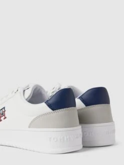 T.Hilfiger Kids Shoes Sneaker Mit Label-Prints Modell 'KAREEM' - Weiß 7 T.Hilfiger Kids Shoes Sneaker Mit Label-Prints Modell 'KAREEM' - Weiß -Guesi Bekleidung Geschaft 65838l2la16jgjqdaoq3id2a89358dq188s44l2m8h8k6h25ap94cd2h855kai29698kohqd8t84kla36oo6aor1c4o6ce1ocgomcd1kcgpjceb371gm4p9n65j6cp34cph66e0