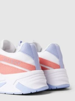 Guess Sneaker Mit Label-Details Modell 'ENIE' - Lavendel -Guesi Bekleidung Geschaft 68o4aka298pjilaj8914ig9m7534kgie8l24gi9magrj8e1j8tb4uk9j90pjejqbaha5ad2m98pkeca26d3m4c1p68s34c1g68p3ap1k61j30e9ncpj36cho68p3ichicco66c0