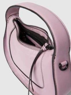 LIEBESKIND BERLIN Handtasche Mit Label-Detail Modell 'ALMA' - Flieder -Guesi Bekleidung Geschaft 690j0k1n64oksh9m6kpk2ka39l25chac6d34iia66954md1h8cp34jama174ujpp8lb38cq99pa4ggqa8l3jccb4cksjge1g6spmcp9k75i68o9o70p64ob5c4r66cr569gmccg