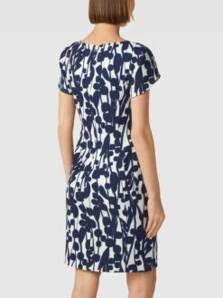 Vera Mont Cocktailkleid Mit Allover-Muster - Dunkelblau -Guesi Bekleidung Geschaft 698k4d29a114cipi94o4kki96l142hab6l7kska86kpkski66sr4ah1o60r4ujibala54k1g9d344h266t3m6c1lc8p3gdr170pmadpkcdhj4e1g6krm8p1j60s3ac1h68qjic8