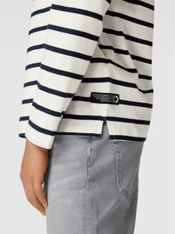 Tom Tailor Denim Longsleeve Mit Label-Patch - Marineblau -Guesi Bekleidung Geschaft 698kqgqk919kcdak90o3ee9i6p0kuiaf8go4mlah955kkiic959k8khi8544adhl9t24ij286os46jq48ko3iopnc5j3ec9m68p6ae1kckrjgohnc8q68chh71gjgd1p6spj0co