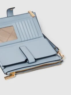 MICHAEL Michael Kors Portemonnaie Mit Label-Applikation - Hellblau -Guesi Bekleidung Geschaft 69a4chi28gokaca56d6l2ga4acqlah9j6945cjqdap6jekam9cp4ska2al8l0jil6t0kmiad8kq56e2368o3gchpclhjap9m6cpj4e1k74s64e9k6cp34e9pcor6coppcph32d8