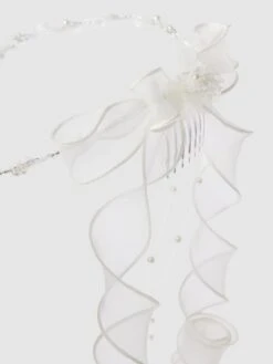 Weise Gesteck Mit Kamm - Ecru 7 Weise Gesteck Mit Kamm - Ecru -Guesi Bekleidung Geschaft 69al8cqeap73ijq29t150ga99l74ocqm8d654kag8p5kuhpi6514kl29a9534iaa60rj8h2g9op36ha1a4o30dpm6op6ap9kc8rm4p9kckp30e9jc5gmccpl64om4cr174q6cp0