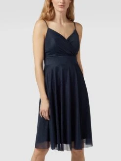 TROYDEN COLLECTION Cocktailkleid Mit Taillenpasse - Marineblau -Guesi Bekleidung Geschaft 69b3eh24a15l4lim857jahi3a8pkqkqh74o42kij8d4lakqgal334kqca8q52iq7ako3eia99pa3eiho853m4e1lcdj6cp1g6tgjgohk71hm2e3174p3idb46lhmcc9g6phj4p0