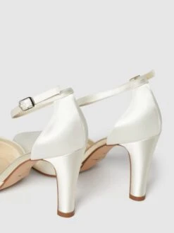 Rainbow Club Brautschuhe Aus Satin Mit Fesselriemen - Offwhite -Guesi Bekleidung Geschaft 6cq5chhn68skalhg912l6d1pal24okqd6l0kijho9l458h1n615j8j23ah942g9p71b32kahalb4oga4a93jcdhm6koj6pb675j34chk6gs66e9ncph66d9gc9h3id9nc9hj2o8