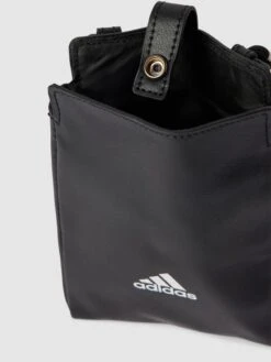 ADIDAS SPORTSWEAR Umhängetasche In Leder-Optik - Schwarz -Guesi Bekleidung Geschaft 6d8j0lhn9564mcqcah8k4d29a96l0k9i6p6kudpm9t3j0hi390pkgc2361b3ehq78d244gi98l832khgap3m6chkcgr3ep9l69i3iohk6dijioj66pij8or5c8q3ee9n6ksjeco