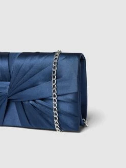 Jake*s Cocktail Kuvert-Clutch Mit Schleifen-Detail - Marineblau -Guesi Bekleidung Geschaft 6h142dhna0s4gdim8913cjhha56j4jpm9d93cda16h7k8jqjaool8j1p6d254lab611kohq6a8ol2jqe6h3mce9gc5j68p9o74r64d1k6lijgohocphm8cr370sjad9jcdgm4e0