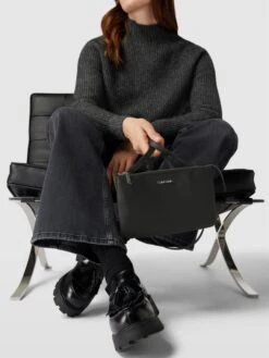 CK Calvin Klein Umhängetasche Mit Label-Applikation - Schwarz