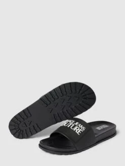 Versace Jeans Couture Slides Mit Label-Detail Modell 'FONDO' - Schwarz 9 Versace Jeans Couture Slides Mit Label-Detail Modell 'FONDO' - Schwarz -Guesi Bekleidung Geschaft 6ko52c2m9l83ggq69h14egil6gq42iq89d93gdif8954ihi28ta3ehpj60p4aipp84o30gi99sr54d1oaco3cchp74pmcd1hc9gm6p1k70r36ob1c8q38or1cosm6p9hchh62c0