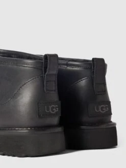 UGG Boots Mit Label-Patch Modell 'CLASSIC ULTRA MINI' - Schwarz -Guesi Bekleidung Geschaft 6l3lch2865a38i226h44ali77514uja9akplce1n74o4qi9h94r4ae1na0r4qiak919j4jq28t644j1h9co6aor66thm4c3464p6cp1k6tgm8eb574s62opg71gj2p9jc8s3id0