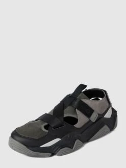 HUGO Sneaker Mit Cut Outs Modell 'Quake Runn Sandme' - Mittelgrau -Guesi Bekleidung Geschaft 6l442h21896j0dpm74q38h1g8hb38iid8h24ohq468okkdala8r30k9ia93j6ji3a10kue9l6h6jgkii9so62d9gc4qj2pj46cp32d9k6oq3coj16cq6acpo6cojcdpj6krm2p0