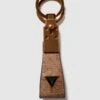 Guess Schlüsselanhänger Mit Logo-Muster - Beige -Guesi Bekleidung Geschaft 6l7l6li16golch1g6krkce25699kui9i91a32j2g8l2kok278gqjichh912kmi2eap14ekpi717l0ca264o38c9kcop38cr4c4sm2p9k60smae35cgr3co9h6gqm2p3261h3ec8