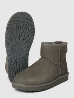 UGG Stiefel Mit Label-Details - Mittelgrau -Guesi Bekleidung Geschaft 6l856iifa8r3chqh618l6h2c6d7j4l2j9ss46e1i9164mhq59da4ehq5894jgdie89b5ala4855kehhi8co6ccj4ccrj6cj26ss38o9k6orj0o9n60p3coho64p68p1i64o6cp0