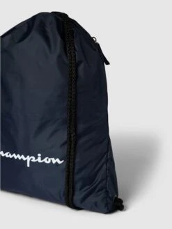 CHAMPION Rucksack Mit Label-Print Modell 'Satchel' - Marineblau 9 CHAMPION Rucksack Mit Label-Print Modell 'Satchel' - Marineblau -Guesi Bekleidung Geschaft 6l94alaa94rjahhi6or4mdhja58j4kqb6soksci498rk2eagal7kacag9h54egqc8p144khm650kejaj693j8d32ccq32dpn6cpjec1kchj6aob675i3adhhccpjic1o74q3ad8