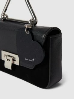 Weat Schlüsselanhänger In Leder-Optik Modell 'Heart' - Schwarz -Guesi Bekleidung Geschaft 6ooj4jab98skoiic75b5cea5a98k4g9ma55j4la189452gid6ks44l1gagqj6dhp90o54jib6t932ihl68o3ie3268qjip9o6ksjcp9k61j6ce1kclj64or1cdj3id9o70pm4pg