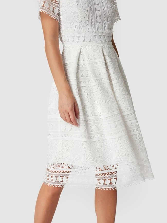 Swing Brautkleid Mit Floraler Spitze - Offwhite 5 Swing Brautkleid Mit Floraler Spitze - Offwhite – Bild 3