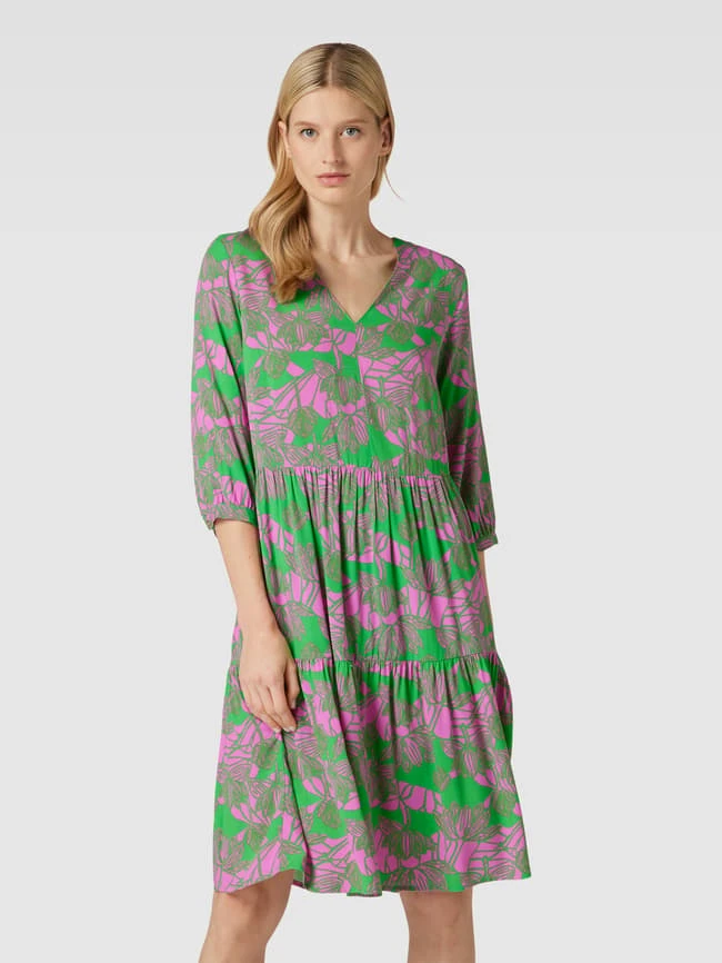 Montego Knielanges Kleid Aus Viskose Mit Allover-Print - Pink 6 Montego Knielanges Kleid Aus Viskose Mit Allover-Print - Pink – Bild 4