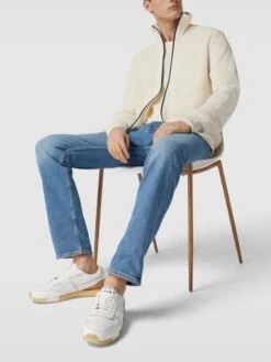 Clarks Sneaker Mit Perforierungen Modell 'TORRUN' - Weiß