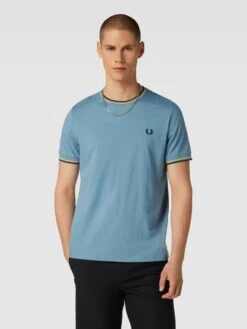 Fred Perry T-Shirt Mit Logo-Stitching - Rauchblau -Guesi Bekleidung Geschaft 6spl0h9i90rkml1p9h9kghpna8qkqhac615jajq86tb3cj2bad4l2iid6grk6da26haj4jhn8crl0dpp953mae34cgq3ac1n74sj8phk61gj2ohm6ss38db26cq64ob36ti3gc8