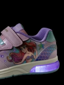 Geox Sneaker Mit Motiv-Print Modell 'SPACECULB GIRL' - Rosa -Guesi Bekleidung Geschaft 6sq4elam9h34oipl6pb5aiih61a44gpha4pk8j2c9oqk4kqm6d3l8li38p74ujhm60q4sk9p85b4qe1na13m6chm6co3cp9oc8oj0e1kcpj62o9k6pi30phpc4p3geb36ko3aog