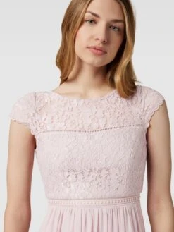 Jake*s Cocktail Abendkleid Mit Floraler Spitze - Rosé -Guesi Bekleidung Geschaft 6t2kuchg6d0j0j1o894k2chl65a3gjph8h1kmc25aha4kipk95a54dil910kshae91632ga46l64gli2ap3jcd1h6koj0d1ncgq38dpkcgp68ohj68r64phhc9hm8cb26crm8d0