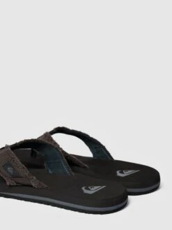 Quiksilver Zehentrenner Mit Ausgefranstem Saum Modell 'MONKEY ABYSS' - Dunkelbraun 7 Quiksilver Zehentrenner Mit Ausgefranstem Saum Modell 'MONKEY ABYSS' - Dunkelbraun -Guesi Bekleidung Geschaft 6ta32ki2655jaji7ah1kccac6p2l6gifad1jciih9l132dpg7524kd1o8p644ca470qkohi46h1j2i1n693jiohkcoojepj1chhjgohkc8rjee1g68q3gd1pckqj2pj471hj8dg