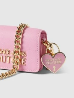 Versace Jeans Couture Clutch Mit Label-Details - Pink -Guesi Bekleidung Geschaft 70ql2ea8ahb42lhm6p1kucpn99b30iaa8h4jil1ia4p4kg9l8colcc1m9kr3eca8ako4ej26ad84cl9g74o3ccr3c4o32dj375h3ccpk6pi3ge9j6pi3gd1m6dh3ge1g70r36oo