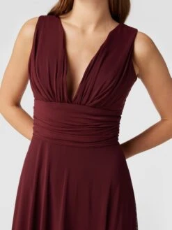 TROYDEN COLLECTION Abendkleid Mit Raffungen - Kirschrot -Guesi Bekleidung Geschaft 71934kika173adib891j4gpo6l0l8dpla57kgi2a8ko4igid68qj6khi70s4sd1k8hb4cl9l6p7j2caj9ko3ipj570rjaphkchi3icpkccr3ge9h68sm4cpk6cqmae1icormcog