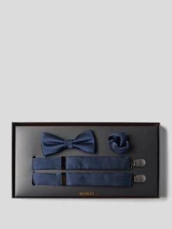 Monti Fliege, Einstecktuch Und Hosenträger Im Set - Marineblau -Guesi Bekleidung Geschaft 74s3ghia9d9j6eaf995lcdibacskejaa610k6hph9orkmgqa8h336ca48sq42hpp98p4ee2e6cr52cic853m2oph64rj0e316cr66opk6cq32o9i75i38ob4c4p6adpjcgq3aco