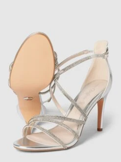 Buffalo Sandaletten Mit Zierbesatz - Silber -Guesi Bekleidung Geschaft 7535cghj6cpjej2lacpj2laaa114ck2c9orkujaj98ql4dija124cc9ja184cc1n9d3j2k21899laipn9ko64c1k6dij0d1l68rm4dpkcpgj6e9n68q3ae3261gm8dr475j3aog