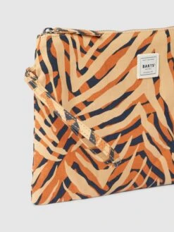 Barts Kosmetiktasche Mit Label-Detail Modell 'JUNO' - Senfgelb -Guesi Bekleidung Geschaft 7593cj9k8oolac9m6p43id2c6d4kuiqa914k6e1n88qkukaa6h5l6gad6l8l6jic759jakag8l158khn9l3jidr371ij6c1l6hgj6dhk70oj0eb169j66phj6gs64ophcpgm8p0