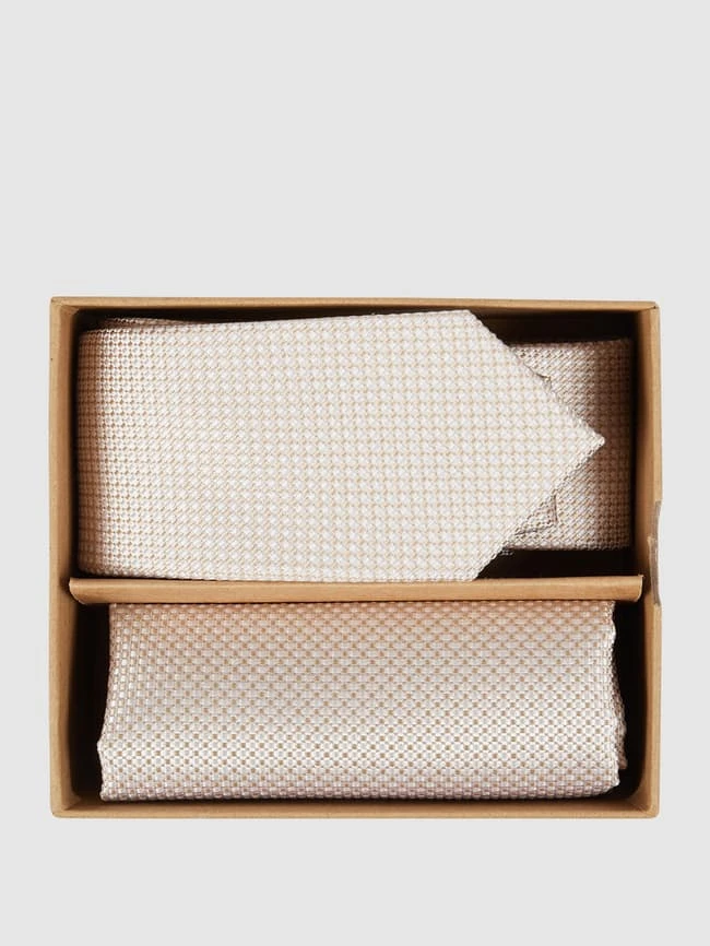 Prince Bowtie Krawatte Und Einstecktuch Im Set - Sand 3 Prince Bowtie Krawatte Und Einstecktuch Im Set - Sand