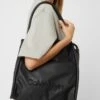 CK Calvin Klein Hobo Bag In Leder-Optik - Schwarz -Guesi Bekleidung Geschaft 75b4mhpiah54cd27698kcla58t234c9l88q3cia6aopj8eak6daj2jic9p232dhm90ol2gq78573ecpm98o3cp9n6oqjip9o6lijacpk6hj3ce9o74r38c9h65h3gc9k74pj6dg