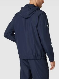 EA7 Emporio Armani Trainingsanzug Mit Label-Print - Marineblau -Guesi Bekleidung Geschaft 8534ega2692k2giia95jgjhp99348la76d4jec9ma553ehaj75238jia9p548e9ka184acij8d83ie9h8l3m4ohhc5ij8dr4c8r3aopk69j64ob6c5hmacj16kom4oj5c9h62e8