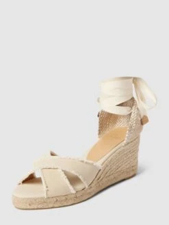 Castañer Wedges Mit Ausgefranstem Saum Modell 'BLUMA' - Offwhite 8 Castañer Wedges Mit Ausgefranstem Saum Modell 'BLUMA' - Offwhite -Guesi Bekleidung Geschaft 857l4l1g9d3kkkq48dakecaj98o38d1o89452l9n6oskqlal9l73ik248t3kecal9t6k4cql85ajiea898o3ecpncpj68dr264sjedhk75j38ohhcpgjec1l71hm6d9icdi64og
