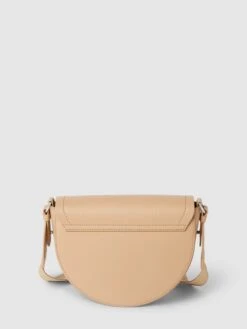 Coccinelle Saddle Bag Mit Label-Detail Modell 'BLAIRE' - Beige -Guesi Bekleidung Geschaft 859jacqj9l83gj1j6p5kijhn9984mja86d25adik614kukpm75a5cci18la38hpm7514gl1j912j2i9na0o3cc9i70pm2e9mc8qjcchkcoo6ae9k69h66opoc4p3adhg65h68co
