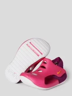 Nike Sandalen Mit Klettverschluss Modell 'SUNRAY PROTECT 3' - Pink 9 Nike Sandalen Mit Klettverschluss Modell 'SUNRAY PROTECT 3' - Pink -Guesi Bekleidung Geschaft 88p38g9m6h146dq7akr3ci24acr32eaj6l34sipo751jakaf859lagae9grk8j9na50k4j2a9so4chhoap3jec3270o30d1i69h3gdpk6dh3ge9kcdj64ohk6hij4cr36spm6do