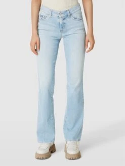 Cambio Jeans Mit Ausgefranstem Saum Modell 'PARIS' - Hellblau -Guesi Bekleidung Geschaft 88q34jpi7184eja464q48ha991a4ei9i893k2l2684o4gl2c612l6laj917jciq58sqkgdi869542gig8so6adhm70ojcopn6tj38p9k6hhj6o9h6coj2d3268r32opoc4pjgdg