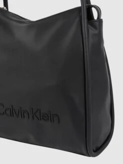 CK Calvin Klein Hobo Bag In Leder-Optik - Schwarz 10 CK Calvin Klein Hobo Bag In Leder-Optik - Schwarz -Guesi Bekleidung Geschaft 88skmi2j8t63ecqe9p246cakal258iq38dakqga7ahalcla7aoo4ad9o9tb58j9i6t93cc9iah8j0khl64o3ceb1cpj3ip1i60p3aohkc8sm6e33c8rm8cj4c9j3gp9m70q62c8