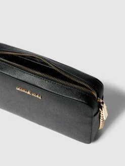 MICHAEL Michael Kors Handtasche Mit Strukturmuster Modell 'JET SET' - Schwarz 11 MICHAEL Michael Kors Handtasche Mit Strukturmuster Modell 'JET SET' - Schwarz -Guesi Bekleidung Geschaft 8cpjckah6dakqjae8kok6ia89or5aeafa0r3ie9k6d4l4lhkad254kii69448jhp697k6e2ja943ckhi853mcpb66cp6apb66hi34d1k65hm4e9lcko66o9k60rj4eb264sjao8