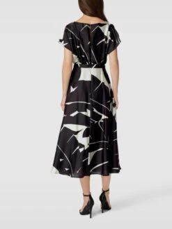 Swing Cocktailkleid Mit Allover-Muster - Schwarz -Guesi Bekleidung Geschaft 8gq44hala1a4kkhma194uk1k8t838i2574skuja36p64sl1g64o3gii19co34hic64skci1h6925cji1613jac1m60smap1mcpj32p9k70qj8e9l70p3eopp75gm4cr375hm4cg
