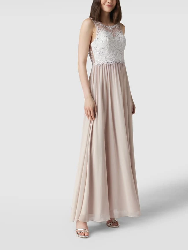 Laona Abendkleid Mit Ziersteinen Und Floralen Stickereien - Offwhite 3 Laona Abendkleid Mit Ziersteinen Und Floralen Stickereien - Offwhite