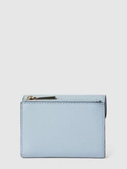 MICHAEL Michael Kors Portemonnaie Mit Label-Applikation Modell 'GREENWICH' - Hellblau -Guesi Bekleidung Geschaft 8l5k6iah64qkaiab6t13ec1n6lb42jah896j6ji9ah7j6ia76gokeghkakqkqgii8oqjaiaa9oo3ehia94o36ohnckr32p3165im2dpk60pjaob674s34phm70pmadb46kp3cdo