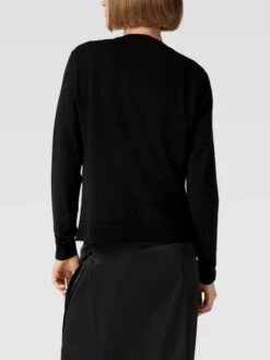 Marc Cain Strickjacke Mit Label-Detail - Schwarz -Guesi Bekleidung Geschaft 8l63gh1o8l6l0e9n98o36lid6oo4si1p8l754gq78d358d9g69b4eiaj69150ca189a4oga8ah84sjaj9h3jidpmclhm4ohn6crm4cpk6kpj0e1kc8p62c1m6kp36cpn6os3ce0