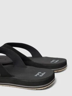 Quiksilver Zehentrenner Mit Label-Details Modell 'ALL DAY' - Schwarz 9 Quiksilver Zehentrenner Mit Label-Details Modell 'ALL DAY' - Schwarz -Guesi Bekleidung Geschaft 8lal6ii875a34eal90skkj2m9pb46lig74q3ehpn9haj4e2e614kuihk89654jijal13agifa19l8eag9ko32c9g6cr6cp1i65j3ic9kc8s3gohjc4rm4o9p6th62cho71h3ce8